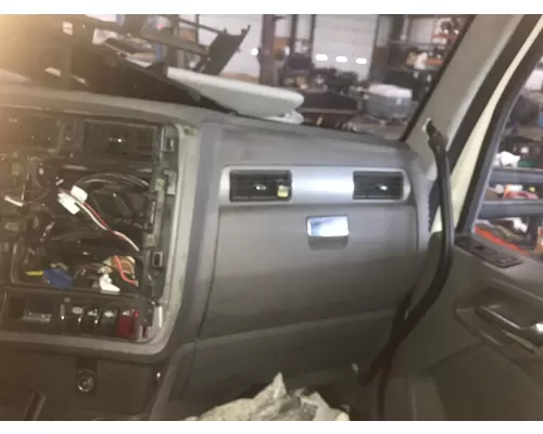 Kenworth T680 Dash Assembly