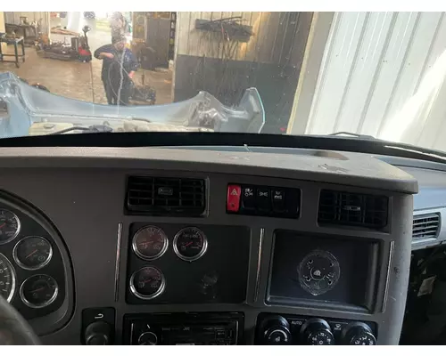 Kenworth T680 Dash Assembly