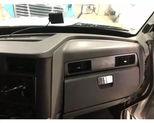 Kenworth T680 Dash Assembly