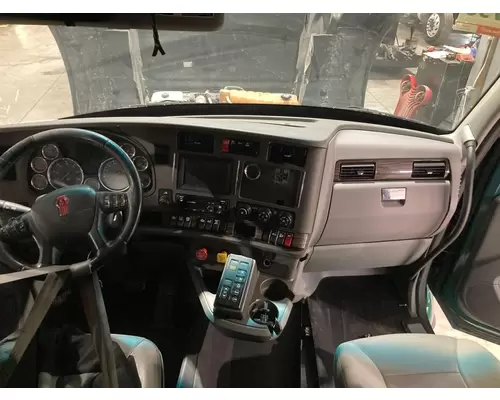 Kenworth T680 Dash Assembly