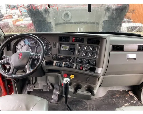 Kenworth T680 Dash Assembly