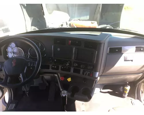 Kenworth T680 Dash Panel