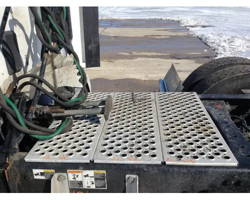 Kenworth T680 Deckplate