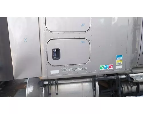 Running Board KENWORTH T680 LKQ Thompson Motors - Wykoff