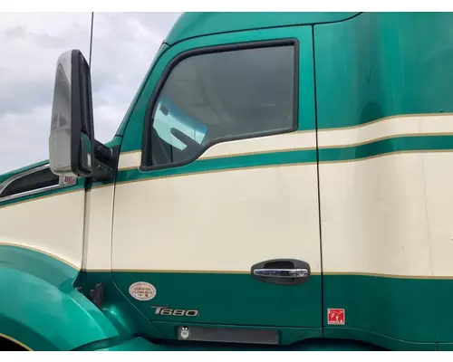 Kenworth T680 Door Assembly, Front