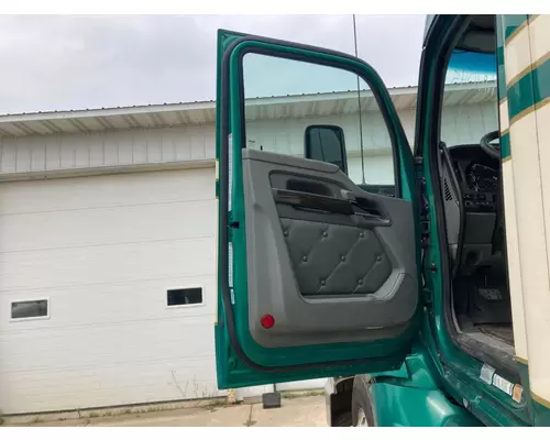 Kenworth T680 Door Assembly, Front