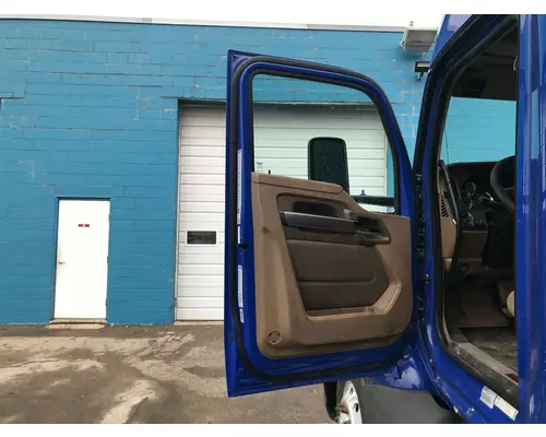 Kenworth T680 Door Assembly, Front