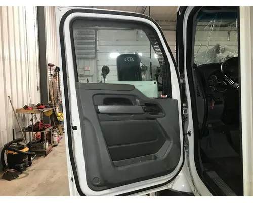 Kenworth T680 Door Assembly, Front