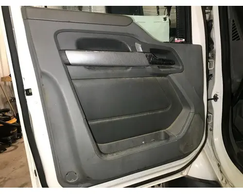 Kenworth T680 Door Assembly, Front