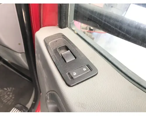 Kenworth T680 Door Assembly, Front