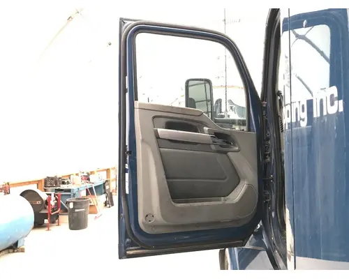 Kenworth T680 Door Assembly, Front