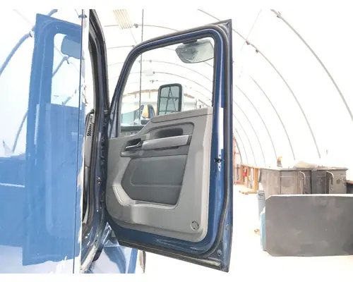 Kenworth T680 Door Assembly, Front
