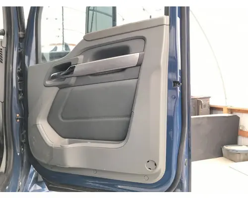Kenworth T680 Door Assembly, Front