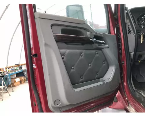 Kenworth T680 Door Assembly, Front