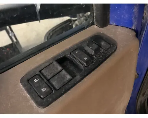 Kenworth T680 Door Assembly, Front