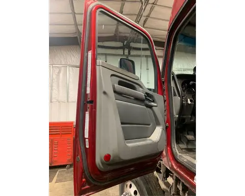 Kenworth T680 Door Assembly, Front