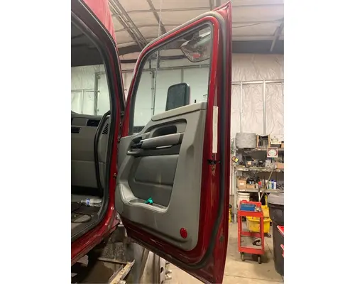Kenworth T680 Door Assembly, Front