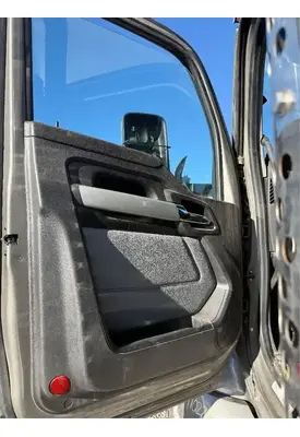 Kenworth T680 Door Assembly, Front