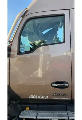 Kenworth T680 Door Assembly, Front