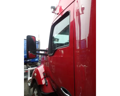 Door Assembly, Front KENWORTH T680 Boots &amp; Hanks Of Pennsylvania