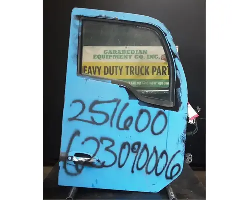 Door Assembly, Front KENWORTH T680 Geco - Fresno