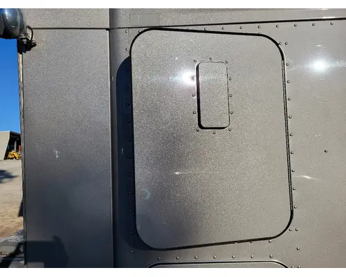 Running Board KENWORTH T680 LKQ Thompson Motors - Wykoff