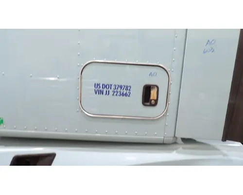 Running Board KENWORTH T680 LKQ Thompson Motors - Wykoff