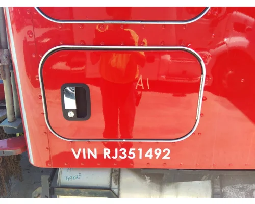Running Board KENWORTH T680 LKQ Thompson Motors - Wykoff