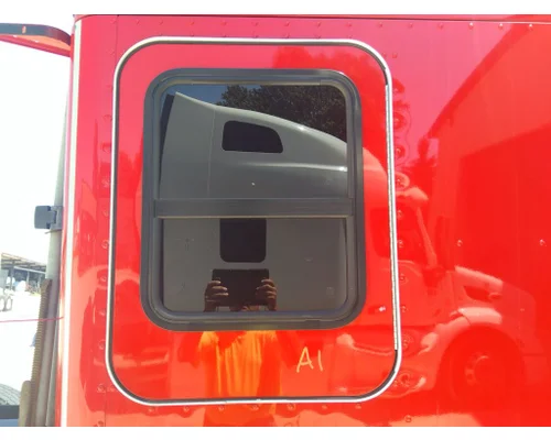 Running Board KENWORTH T680 LKQ Thompson Motors - Wykoff