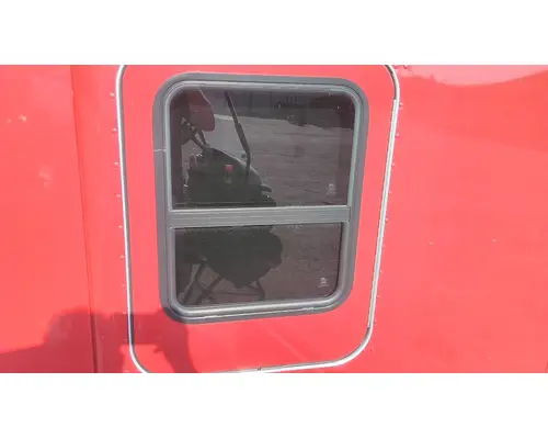 Running Board KENWORTH T680 LKQ Heavy Truck - Goodys