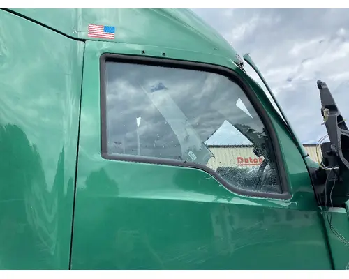 Door Glass, Front KENWORTH T680 Dutchers Inc   Heavy Truck Div  Ny