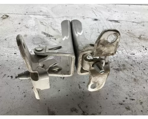 Kenworth T680 Door Hinge, Front