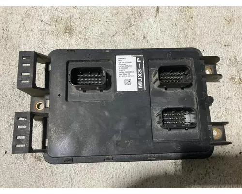 Kenworth T680 Electrical Misc. Parts