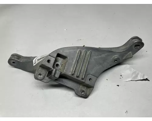 Kenworth T680 Engine Brackets, Misc.