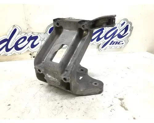 Kenworth T680 Engine Brackets, Misc.