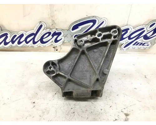 Kenworth T680 Engine Brackets, Misc.