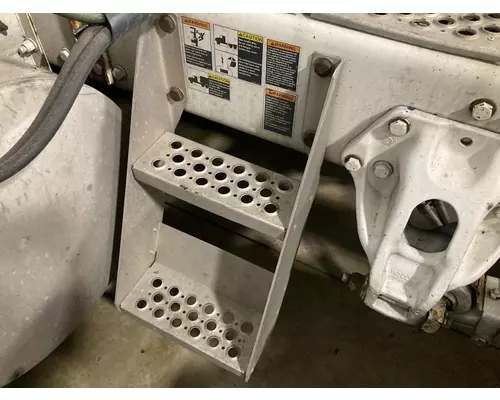 Kenworth T680 Engine Brackets, Misc.