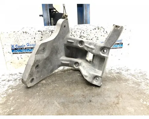 Brackets, Misc. Kenworth T680 Vander Haags Inc Cb