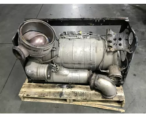 Kenworth T680 Exhaust DPF Assembly