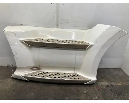 Kenworth T680 Fairing (Side)
