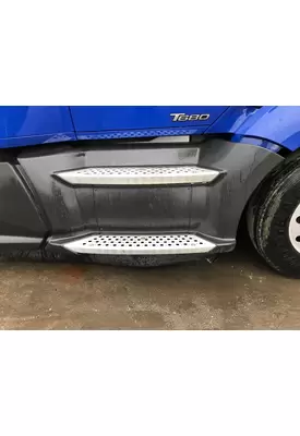 Kenworth T680 Fairing (Side)