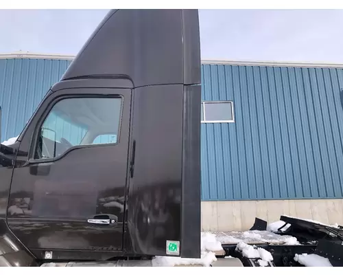 Kenworth T680 Fairing (Side)