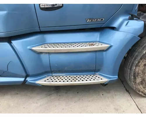 Kenworth T680 Fairing (Side)