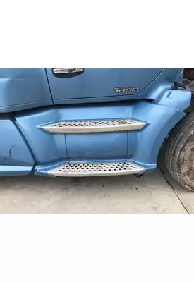 Kenworth T680 Fairing (Side)