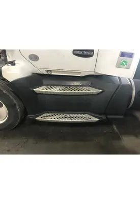 Kenworth T680 Fairing (Side)