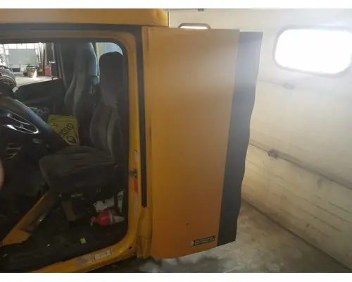 Sleeper Fairing KENWORTH T680 LKQ Geiger Truck Parts