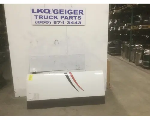 Sleeper Fairing KENWORTH T680 LKQ Geiger Truck Parts