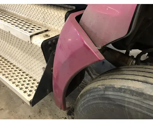 Kenworth T680 Fender