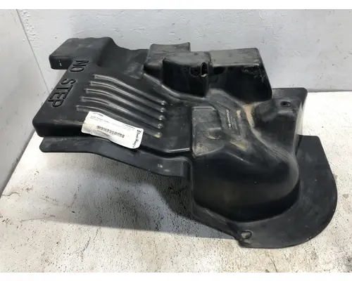 Kenworth T680 Fender