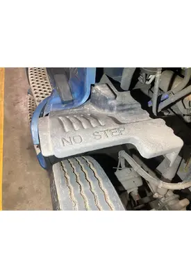 Kenworth T680 Fender